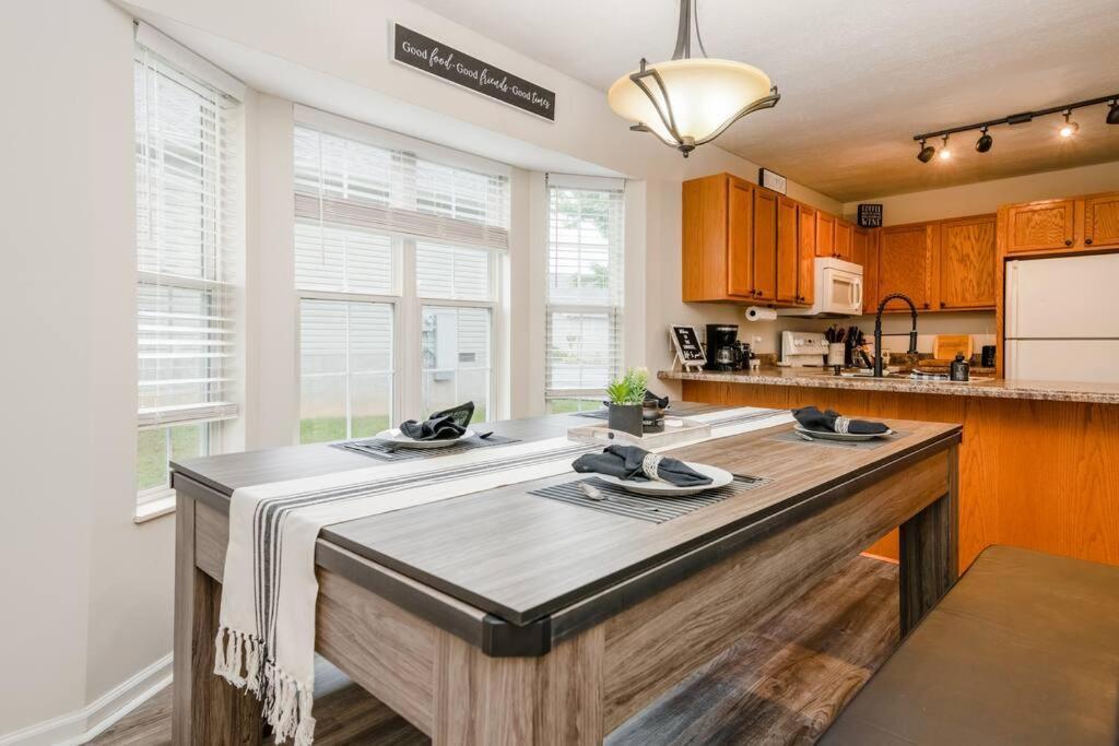 Great Smoky Mountain Get-Away Villa พิเจนฟอร์จ ภายนอก รูปภาพ